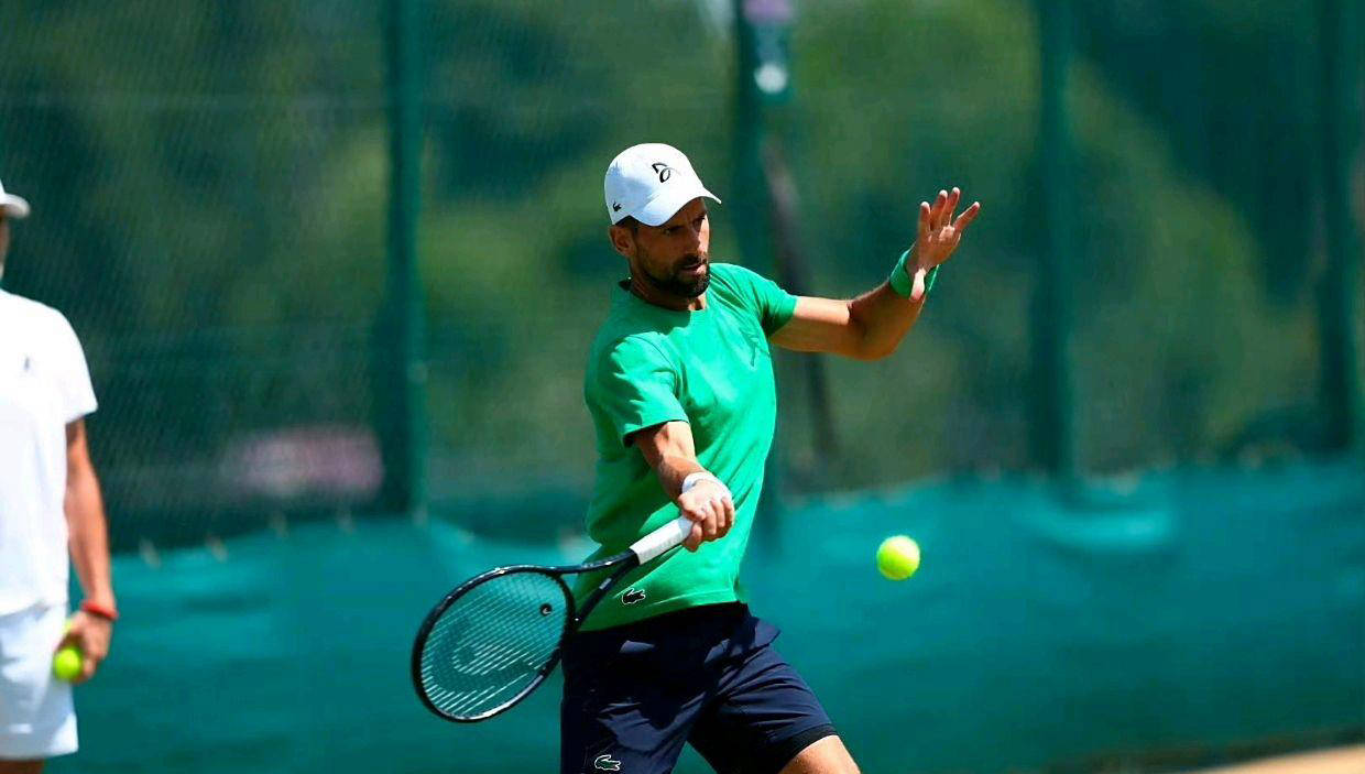 德约科维奇赛事官方发布高光表现新规，快船争议不断！(德约科维奇为什么这么厉害)